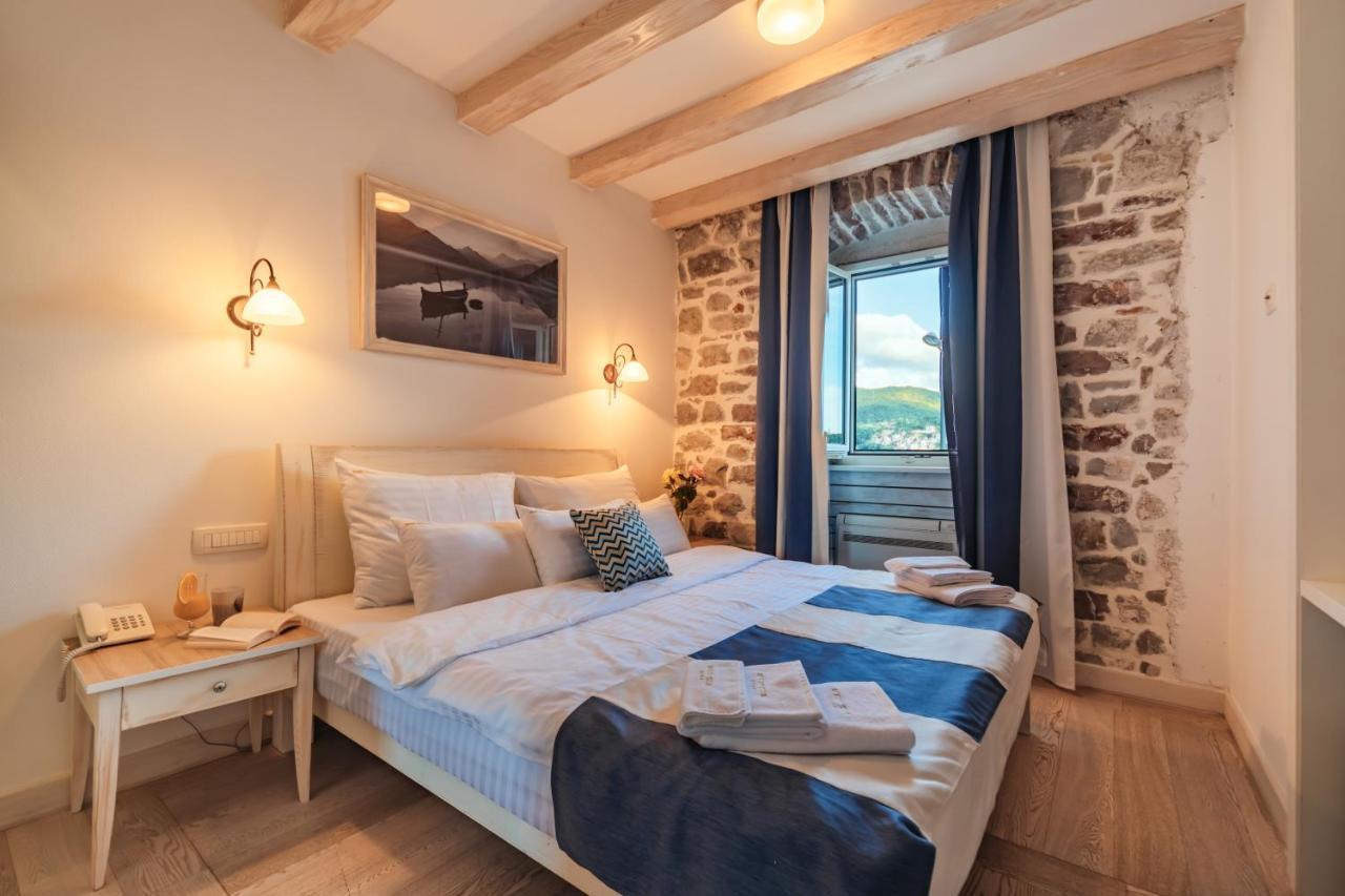 Boutique Hotel Capitano ヘルツェグ・ノヴィ エクステリア 写真
