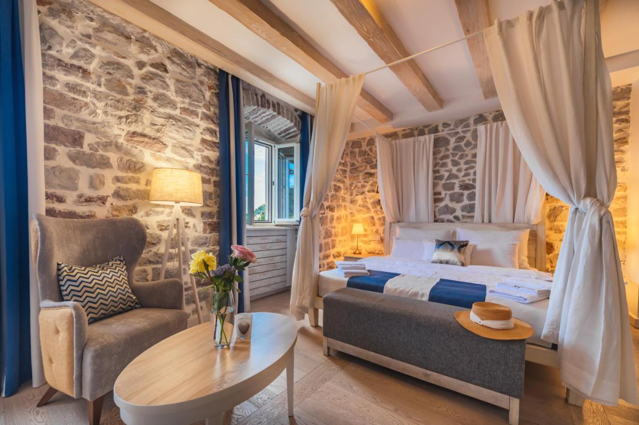 Boutique Hotel Capitano ヘルツェグ・ノヴィ エクステリア 写真