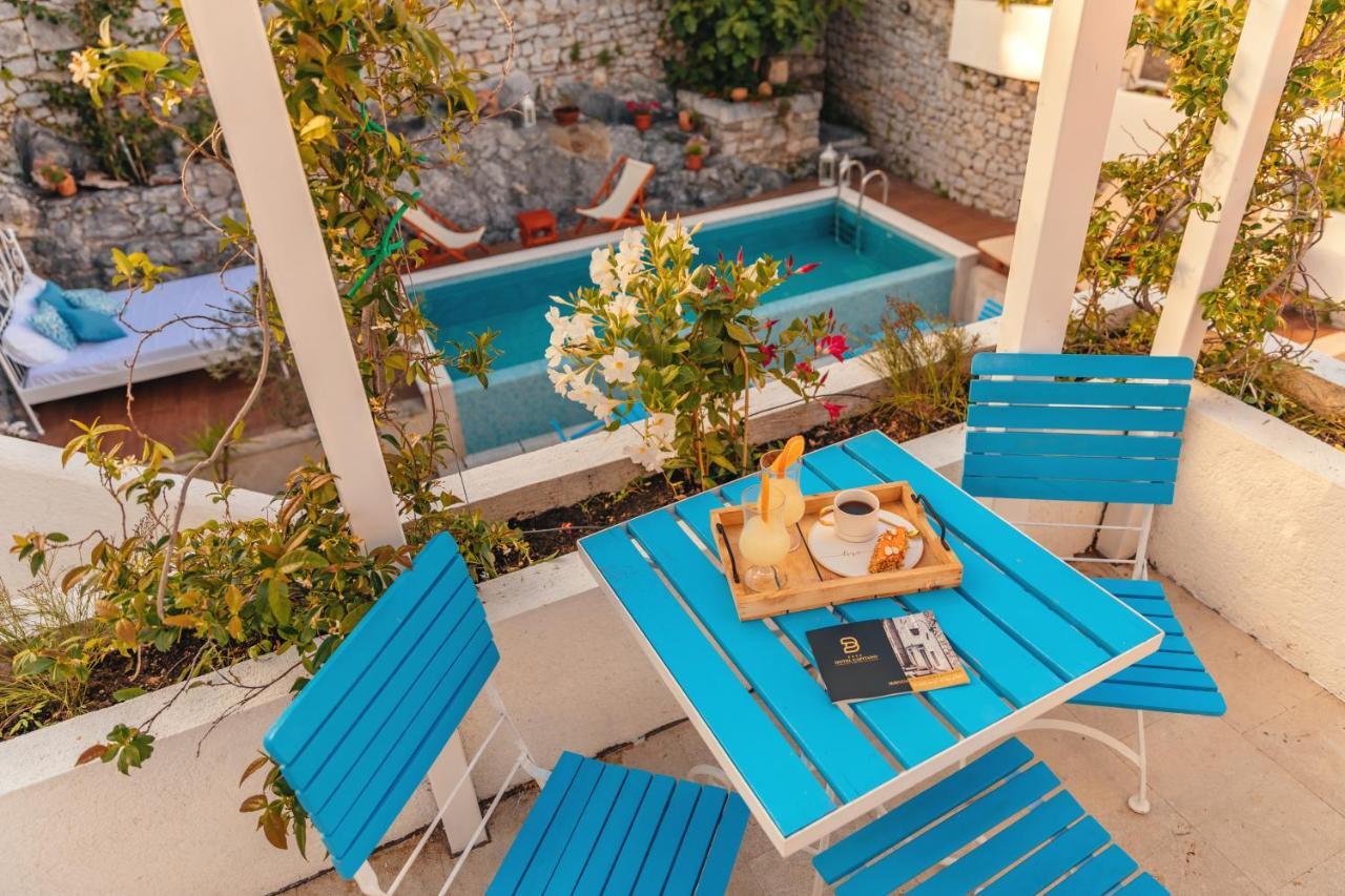 Boutique Hotel Capitano ヘルツェグ・ノヴィ エクステリア 写真