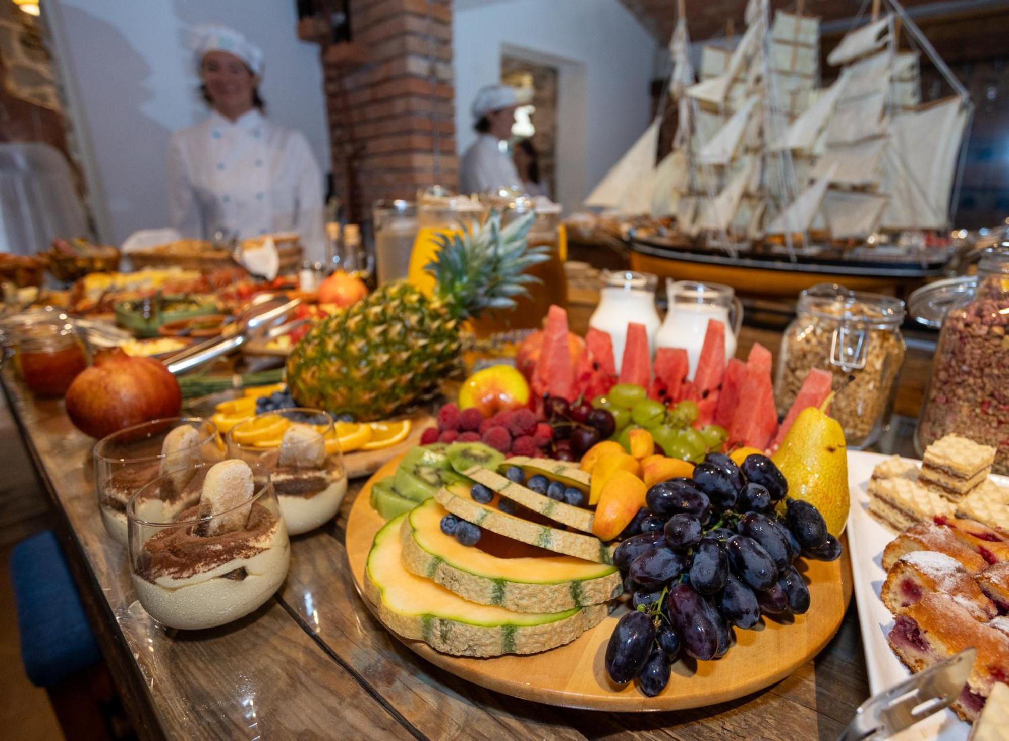 Boutique Hotel Capitano ヘルツェグ・ノヴィ エクステリア 写真